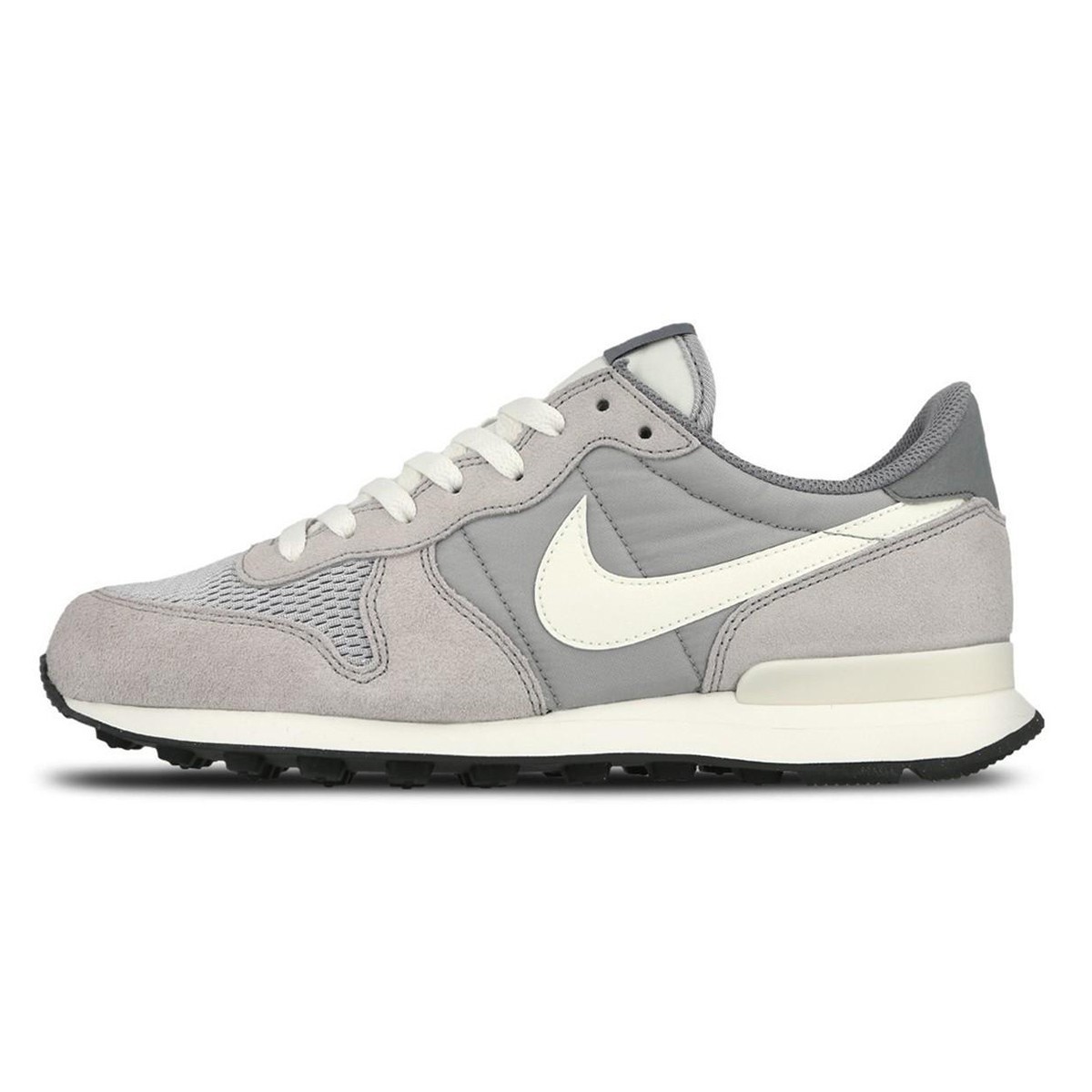 Nike internationalist cena new arrivals