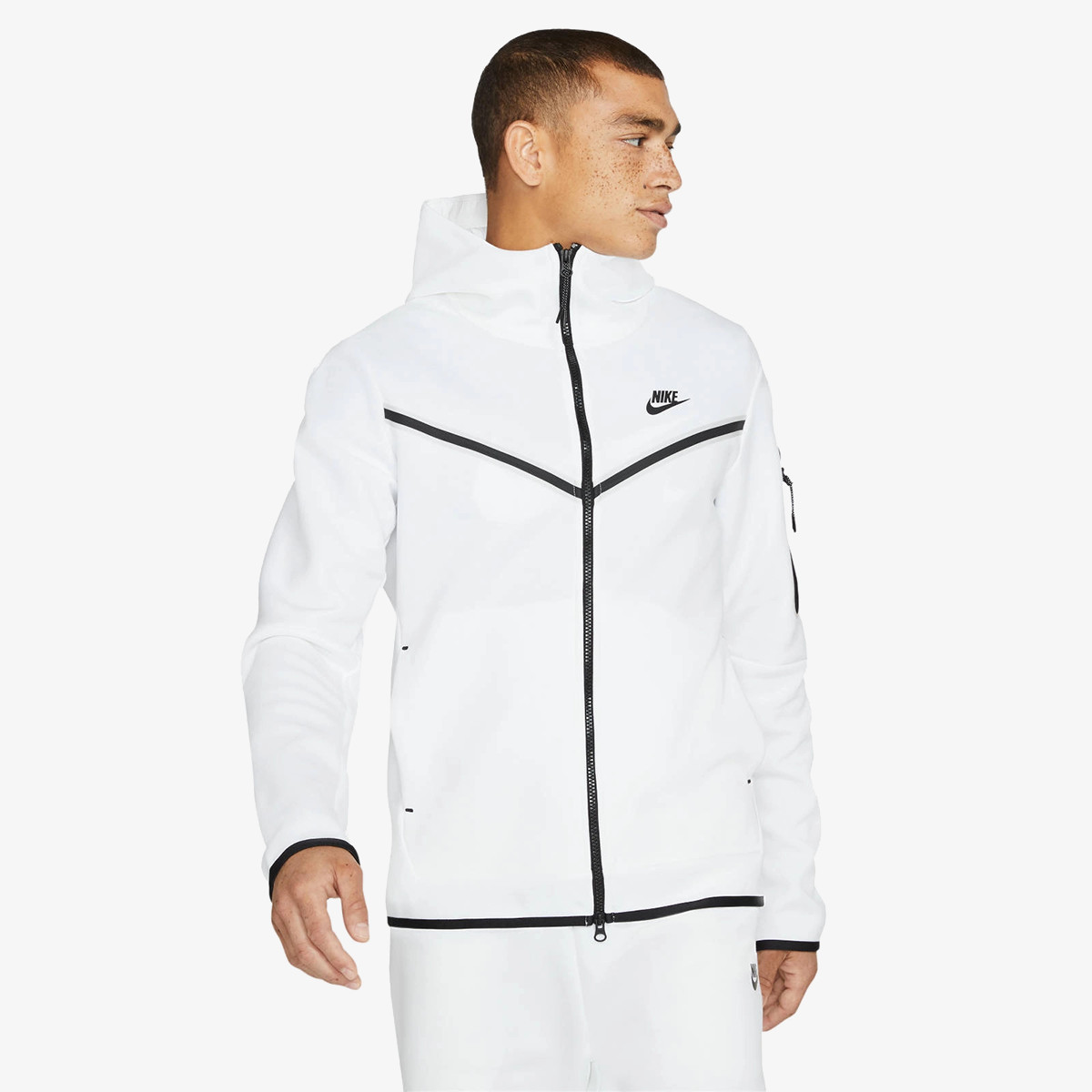 Nike tech sales fleece buzz