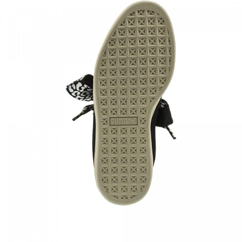 Suede heart athluxe jr hot sale
