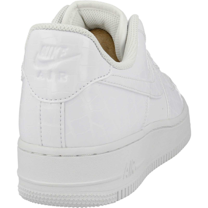 Nike Patike OBUCA-PATIKE-WMNS AIR FORCE 1 '07 ESS 