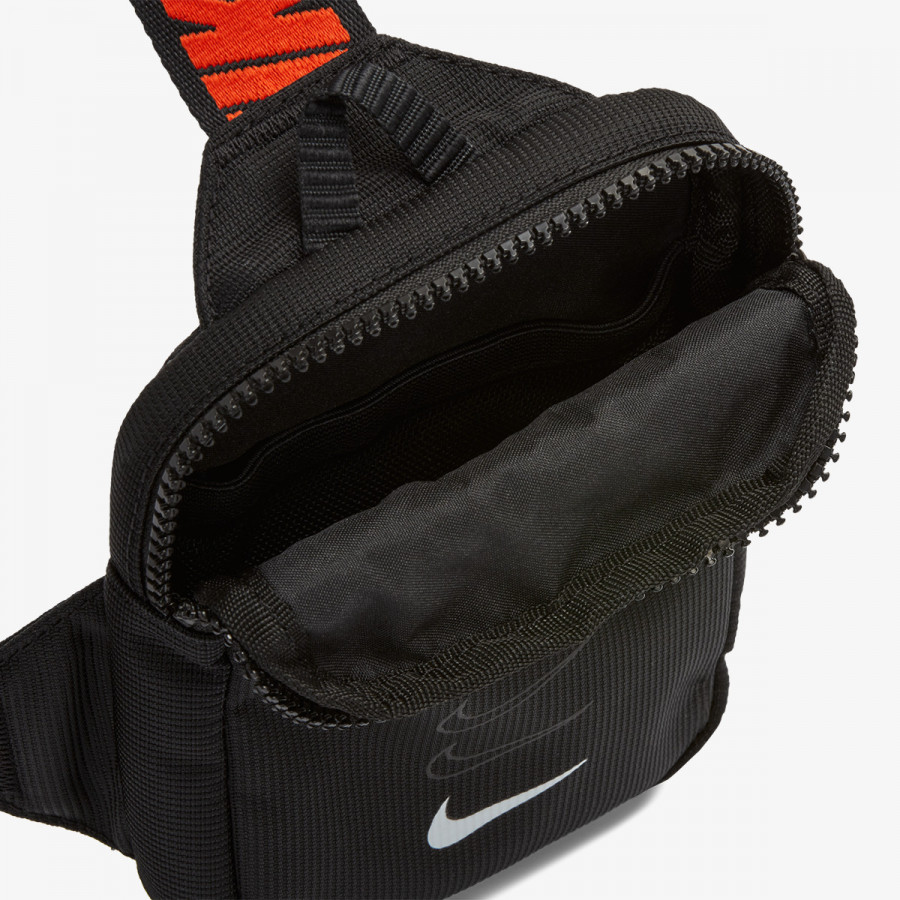 Nike Torbica TORBICA NK SPRTSWR ESSENTIALS S HIP PACK 