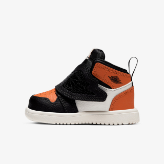 Nike Patike SKY JORDAN 1 BT 