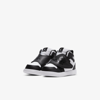 Nike Patike SKY JORDAN 1 BT 