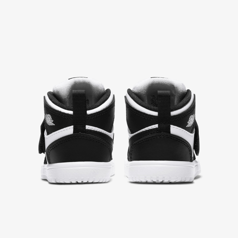 Nike Patike SKY JORDAN 1 BT 