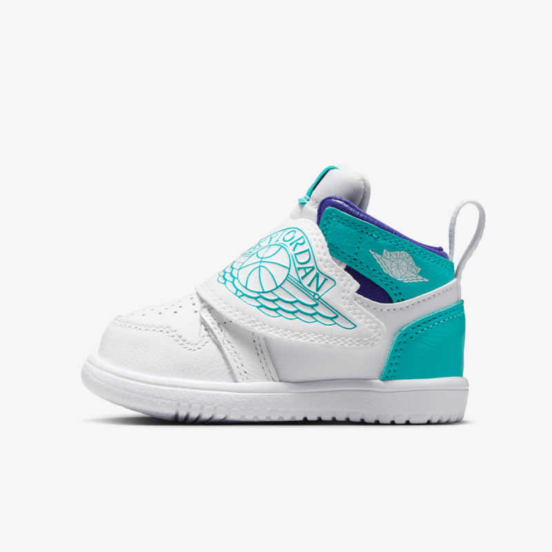 Nike Patike Sky Jordan 1 