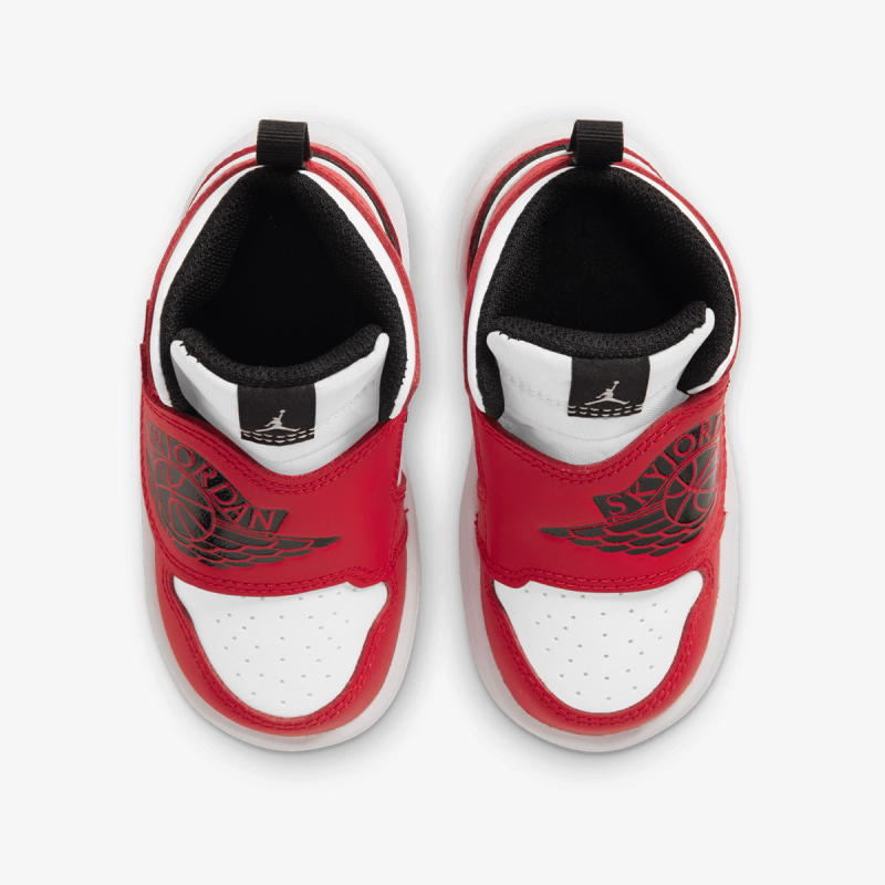 Nike Patike Sky Jordan 1 