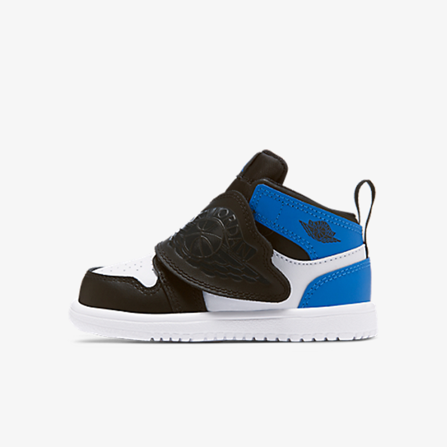 Nike Patike Sky Jordan 1 