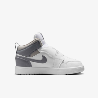 Nike Patike Sky Jordan 1 