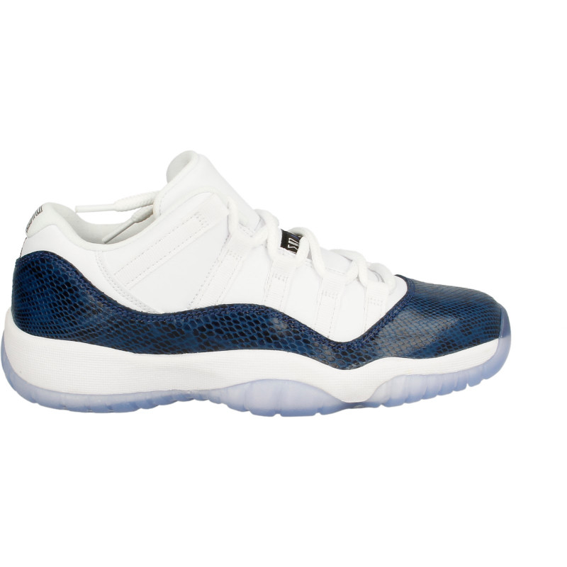 Le buzz sneakers shop store