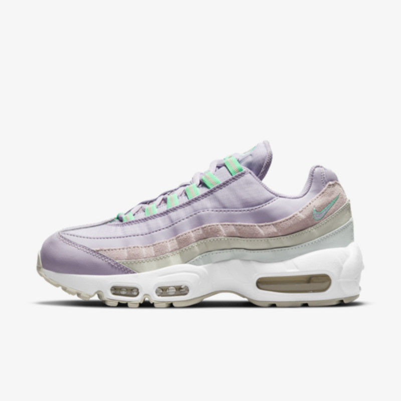 Nike top 95 buzz