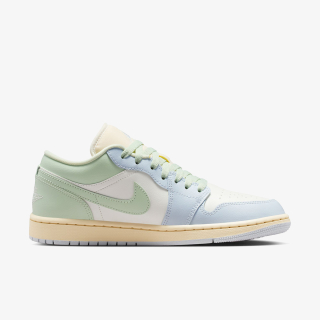 Nike Patike WMNS AIR JORDAN 1 LOW 