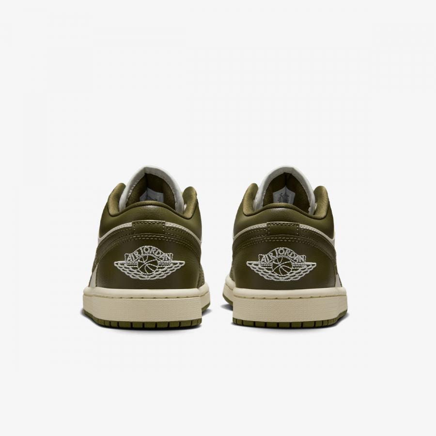 Nike Patike WMNS AIR JORDAN 1 LOW 