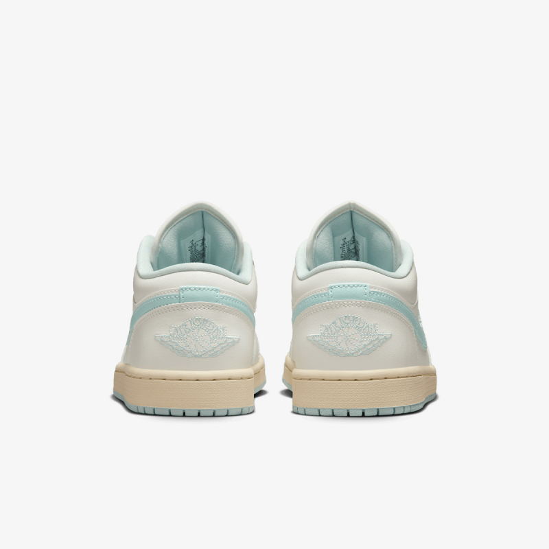 Nike Patike WMNS AIR JORDAN 1 LOW 