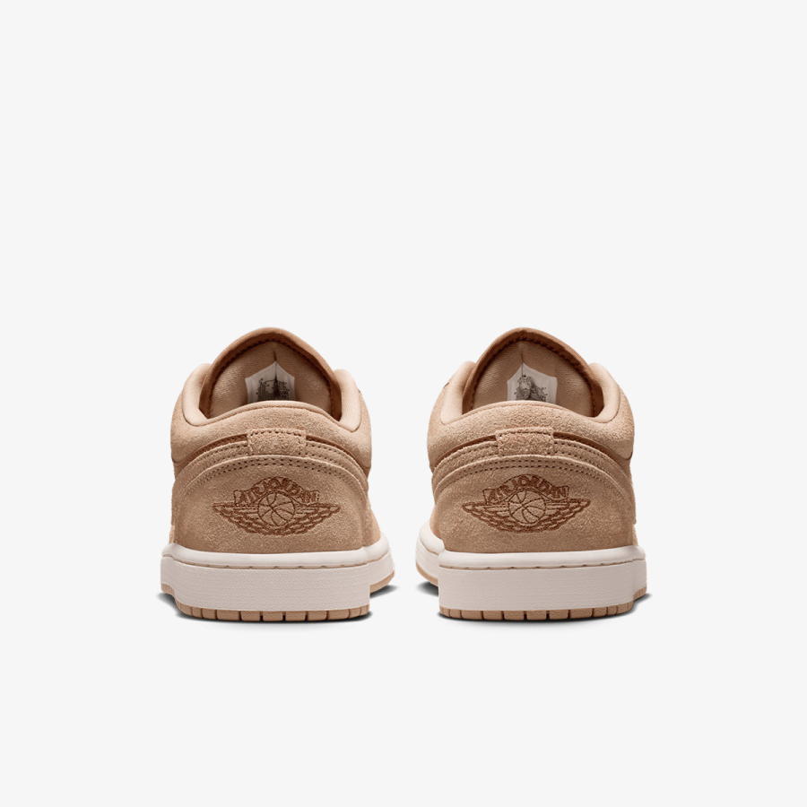 Nike Patike WMNS AIR JORDAN 1 LOW 