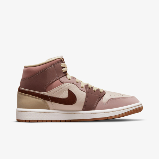 Nike Patike WMNS AIR JORDAN 1 MID SE 