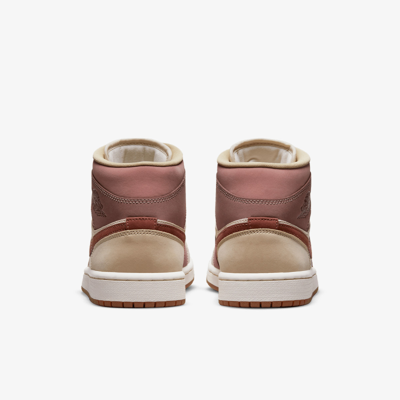 Nike Patike WMNS AIR JORDAN 1 MID SE 