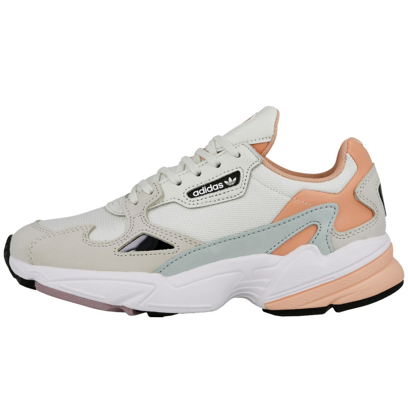 Buzz adidas falcon deals