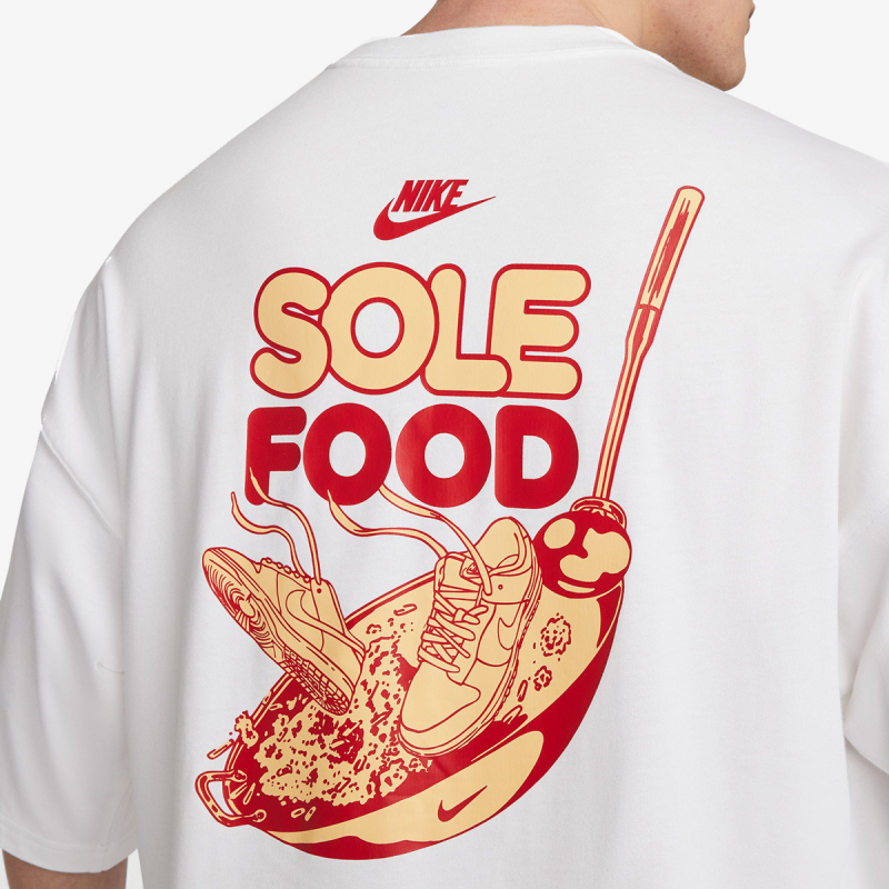 Proizvodi M NSW TEE OS SOLE FOOD LBR 