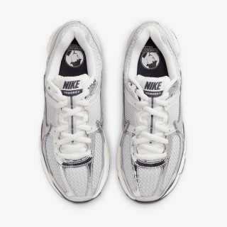 Nike Patike Zoom Vomero 5 