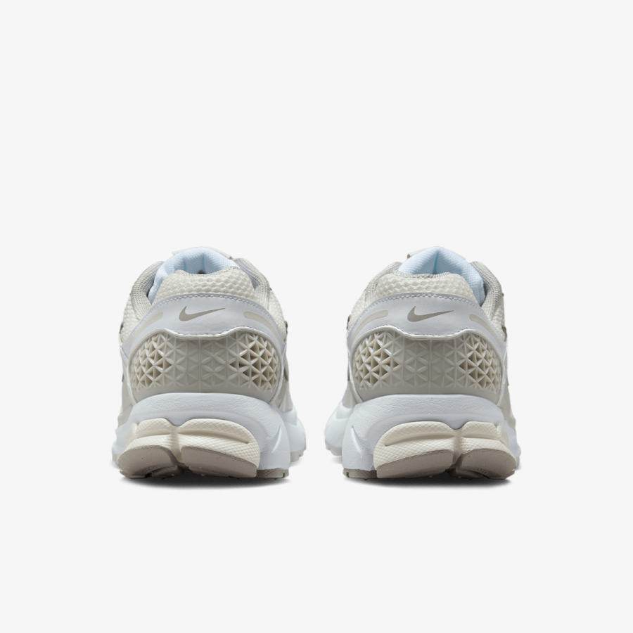 Nike Patike Zoom Vomero 5 