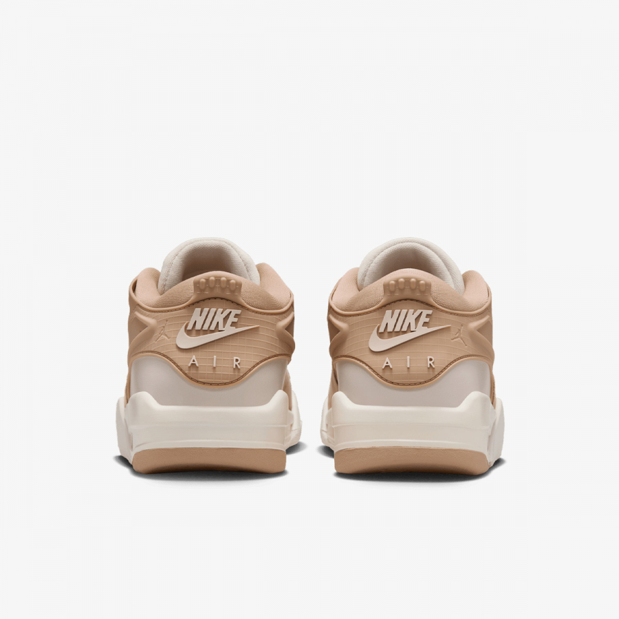 Nike Patike WMNS AIR JORDAN 4 RM 