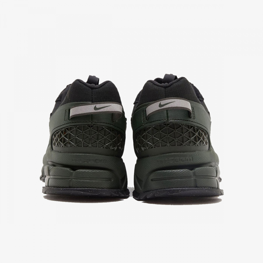 Nike Patike Vomero Roam 