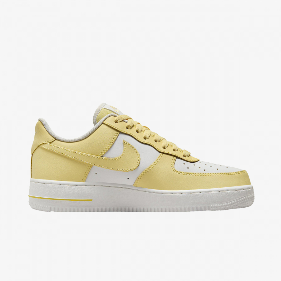 Nike Patike W AIR FORCE 07 