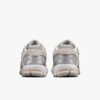 Nike Patike NIKE ZOOM VOMERO 5 