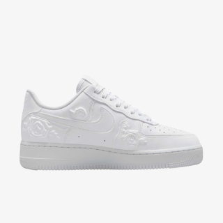 Nike Patike WMNS AIR FORCE 1 07 SE 