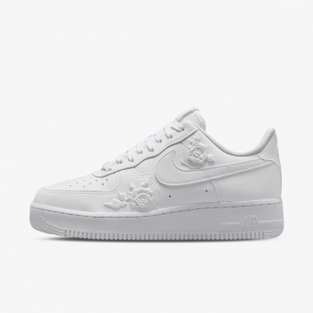 Nike Patike WMNS AIR FORCE 1 07 SE 