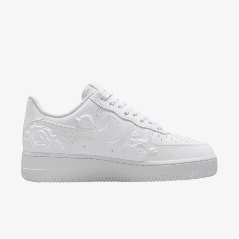 Nike Patike WMNS AIR FORCE 1 07 SE 