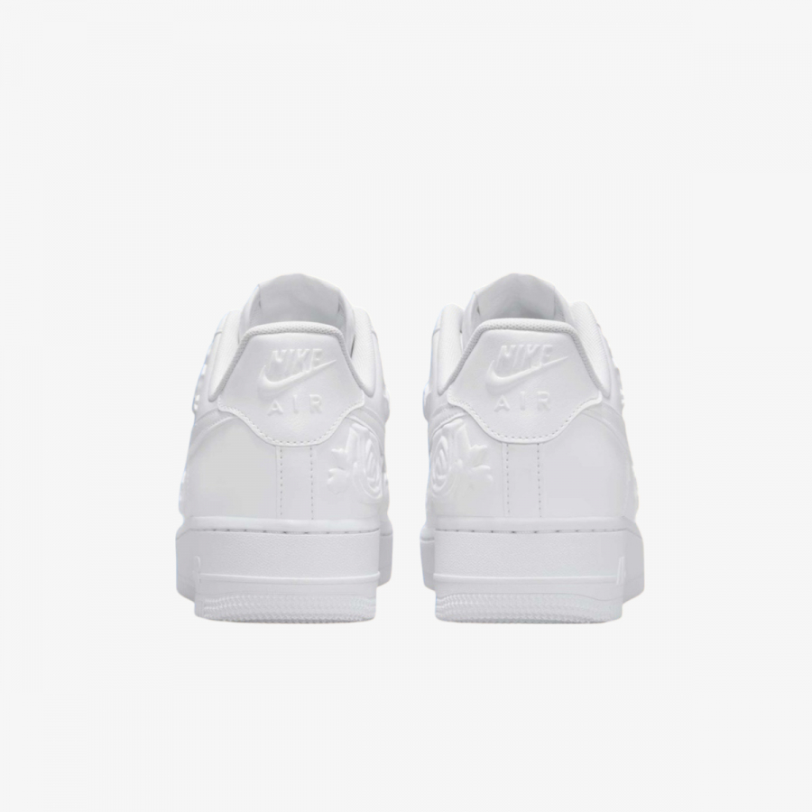 Nike Patike WMNS AIR FORCE 1 07 SE 