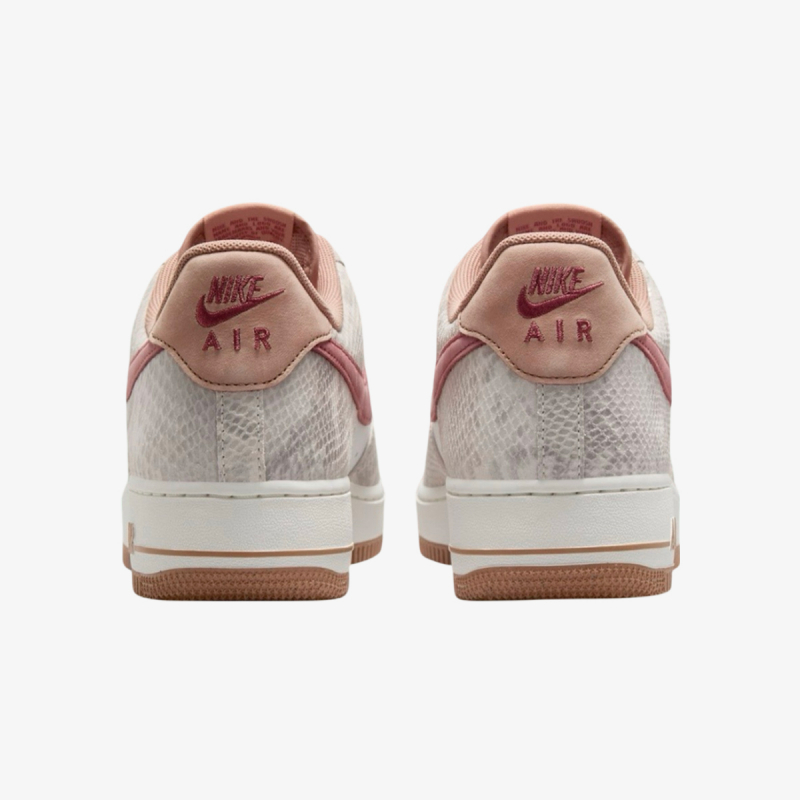 Nike Patike AIR FORCE 1 07 LV8 EMB 