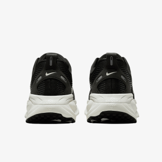Nike Patike W NIKE VOMERO 18 
