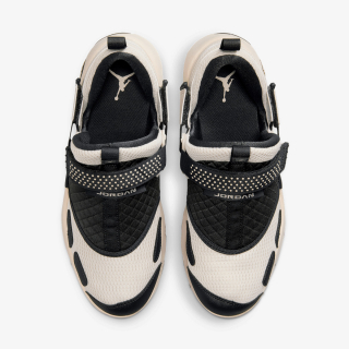 Nike Patike WMNS JORDAN TRUNNER LX 