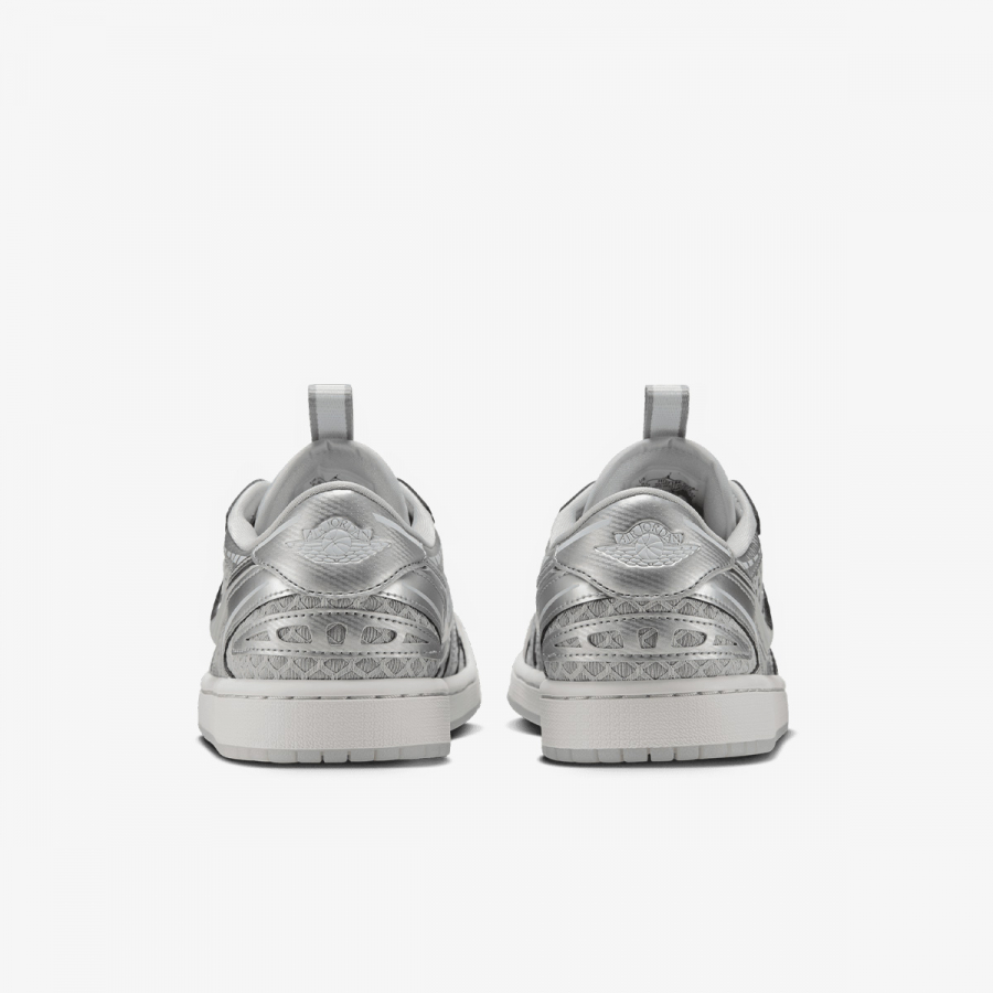 Nike Patike WMNS AIR JORDAN 1 MM LOW V3 