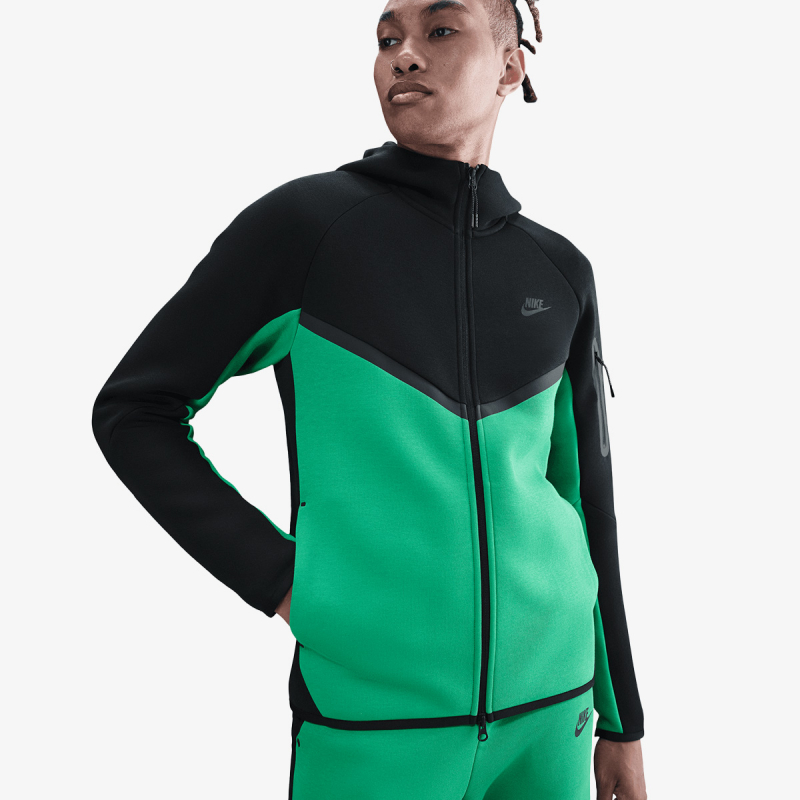 Nike Dukserica Tech