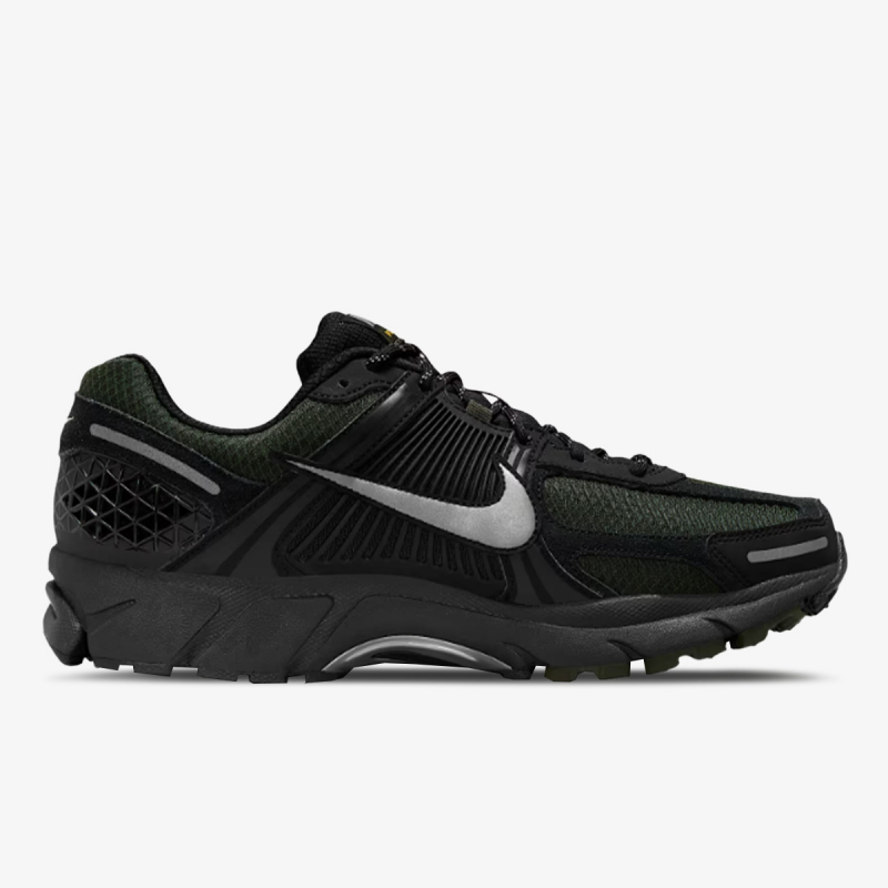 Nike Proizvodi NIKE ZOOM VOMERO 5 