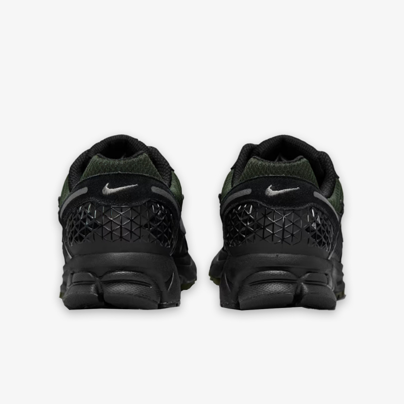 Nike Proizvodi NIKE ZOOM VOMERO 5 