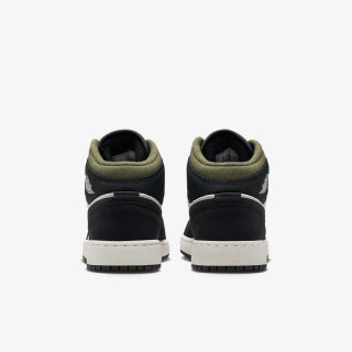 Nike Patike AIR JORDAN 1 MID SE (GS) 