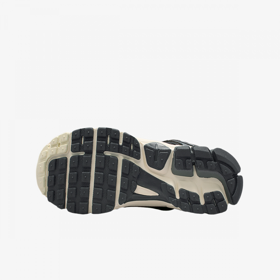 Nike Patike VOMERO 5 EE (GS) 