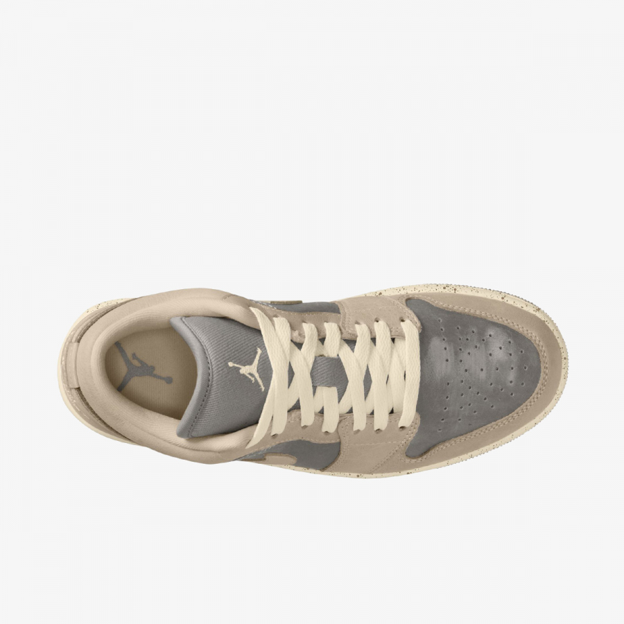 Nike Patike WMNS AIR JORDAN 1 LOW SE V2 