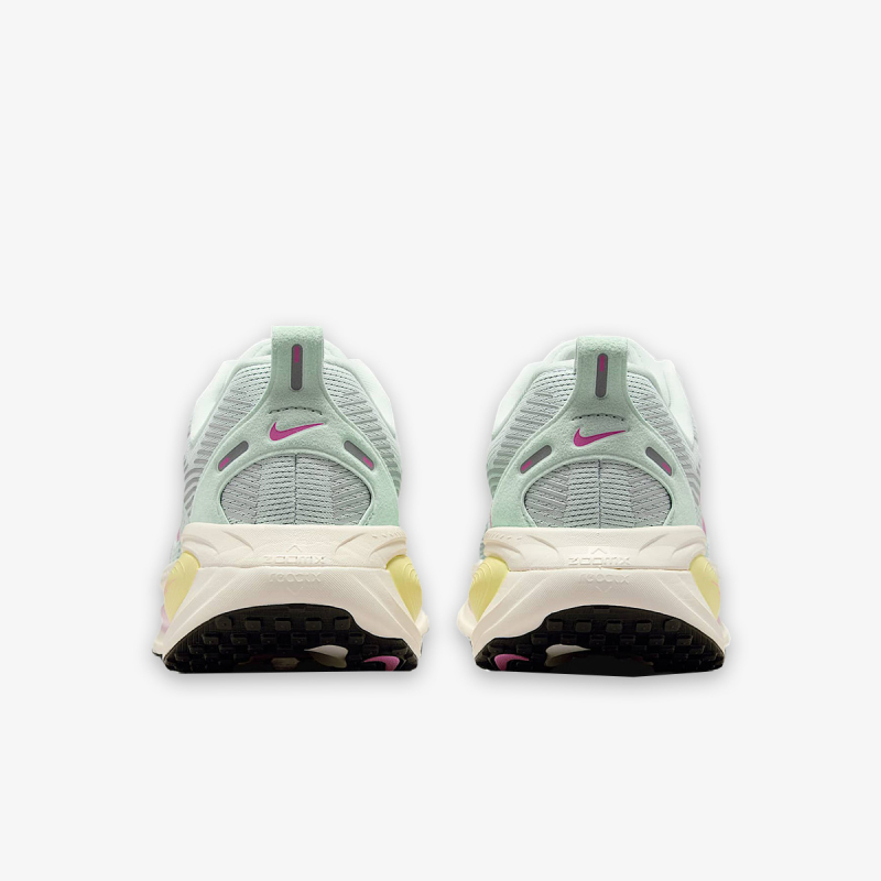 Nike Patike NIKE VOMERO 18 