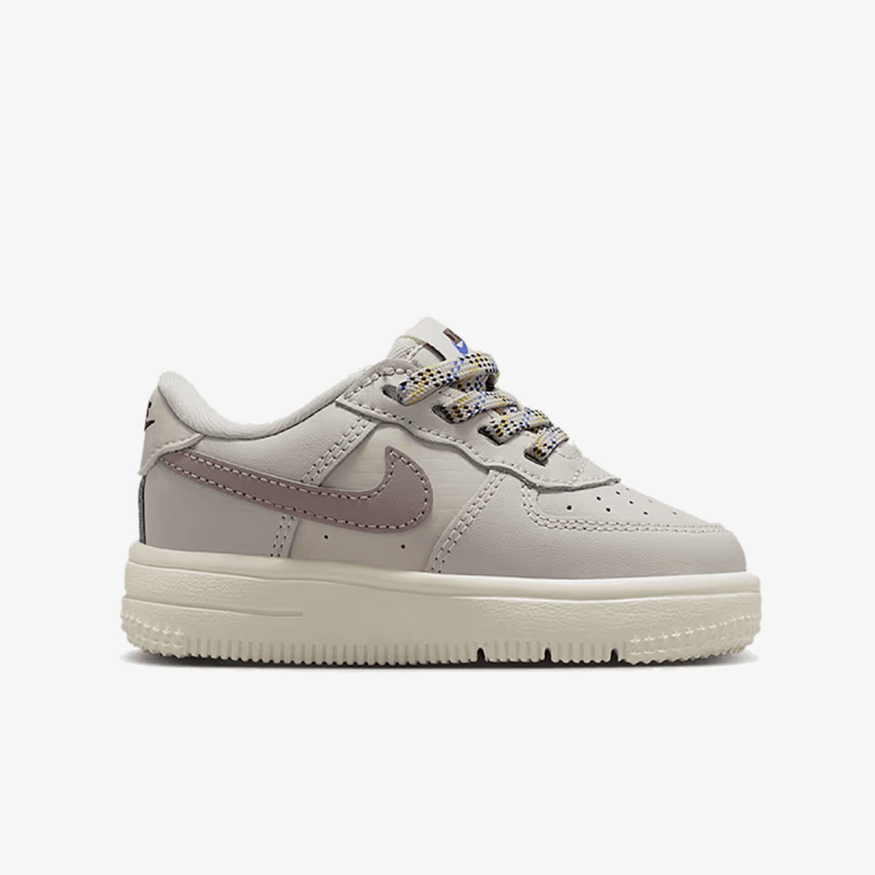 Nike Patike FORCE 1 LOW EASYON LV8 1 BT N 