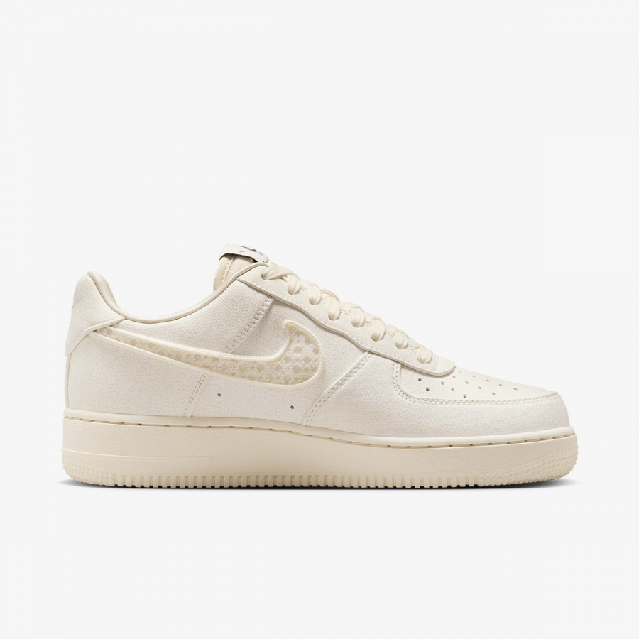 Nike Patike WMNS AIR FORCE 1 07 LX CN 