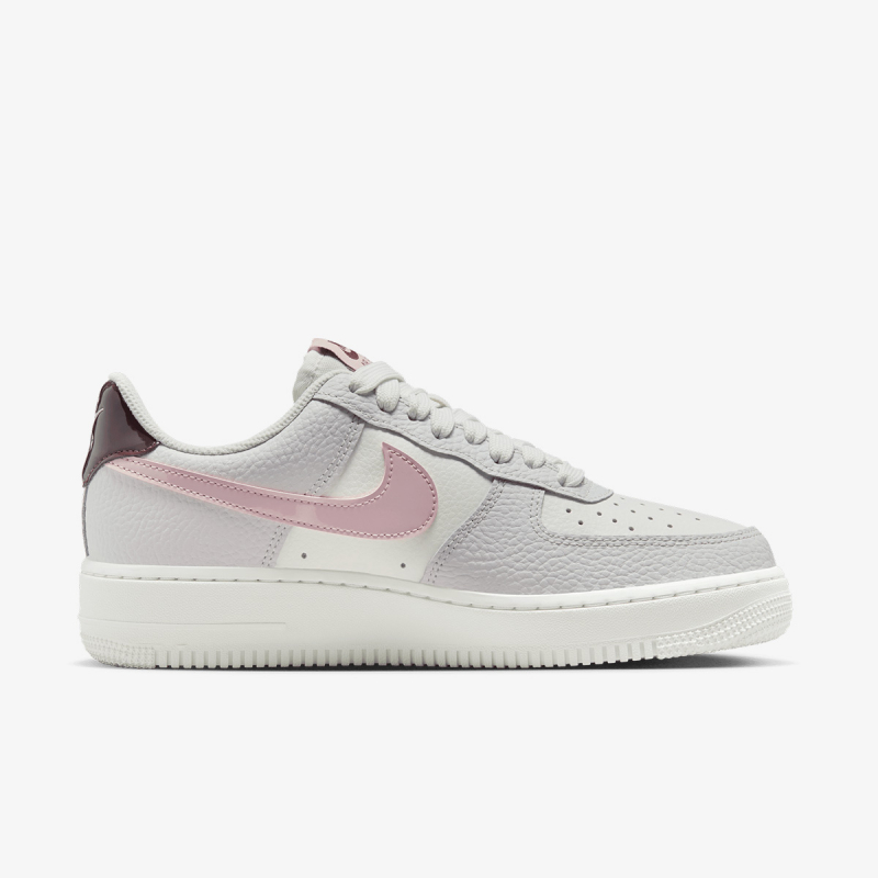 Nike Patike W AIR FORCE 1 07 