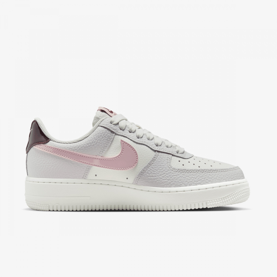Nike Patike W AIR FORCE 1 07 