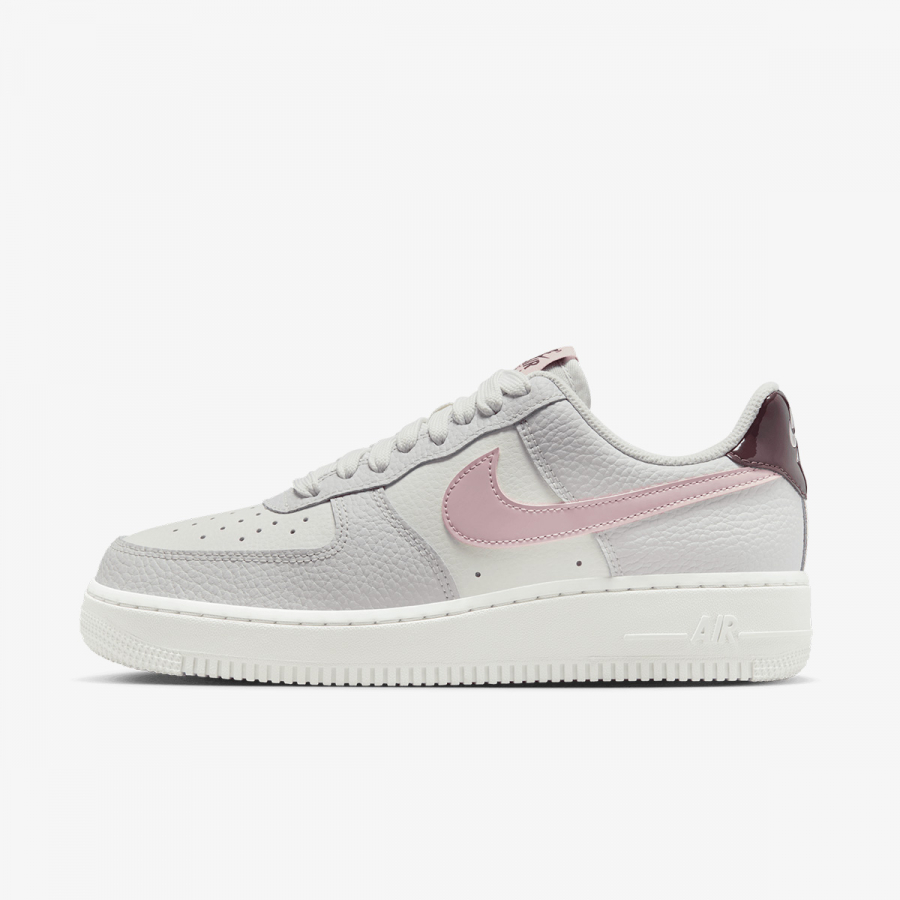 Nike Patike W AIR FORCE 1 07 