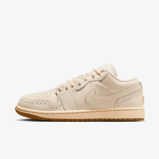 Nike Patike WMNS AIR JORDAN 1 LOW SE 