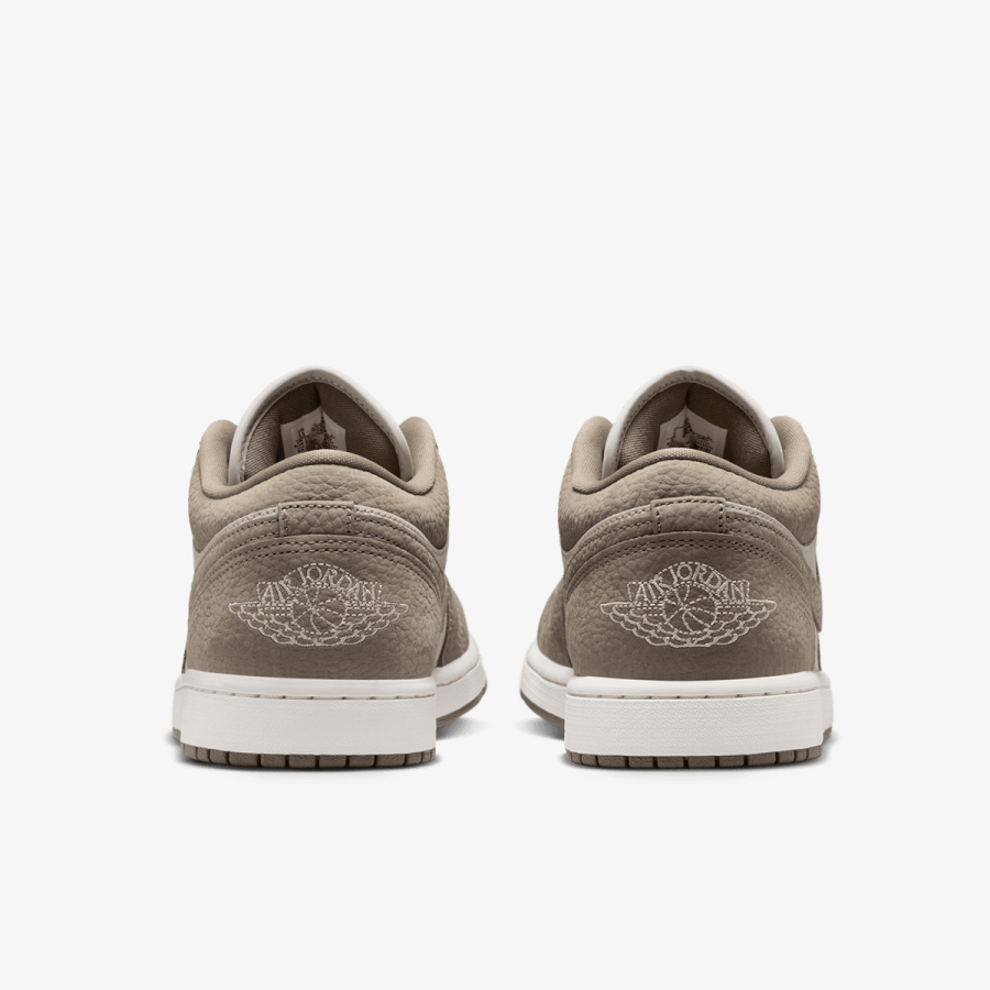 Nike Patike AIR JORDAN 1 LOW 